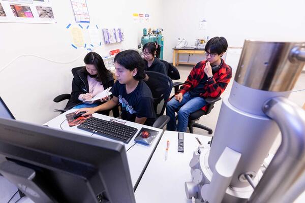 students in the lab at BCOE